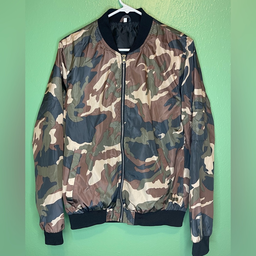 NEW without tags camo camouflage bomber jacket